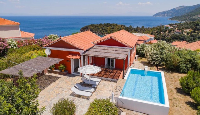 Mouzakis Villas in Agía Paraskeví