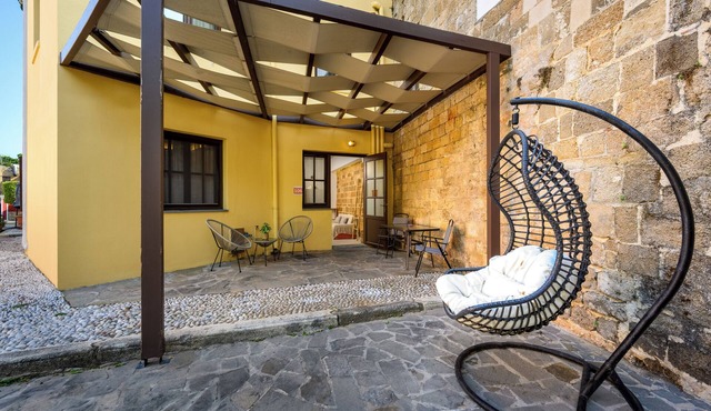 Mulberry Apartments in Old Town - 106 in Old Town Rhodes