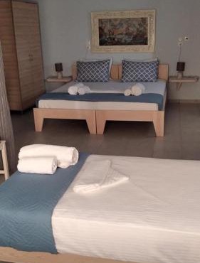 Mulberry house in Elafonisos