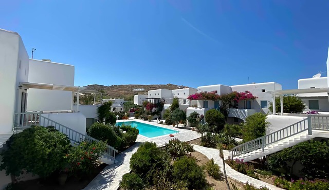 Mykonos pool house 5 shared pool - My rental Homes in Mykonos
