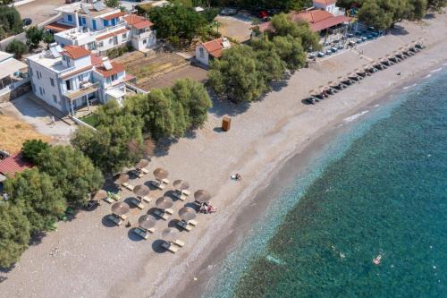 Naiada Apartments in Marathokampos