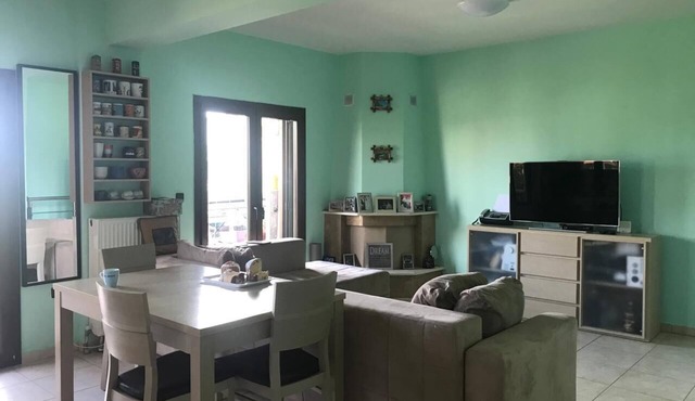Nataliia-Nikiti Comfortable holiday for a family or company in Nikiti
