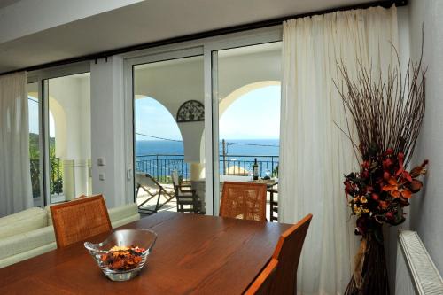 Nina Areti in Skiathos
