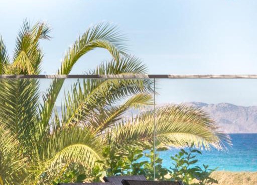 Nirvana Beach Hotel in Theologos