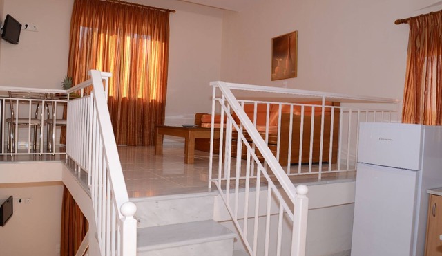 No1 Maisonette (4 people) in Δρέπανο