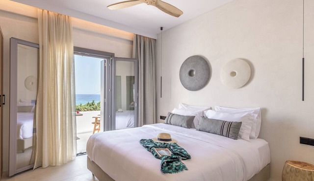 Nove Milos Luxury in Milos
