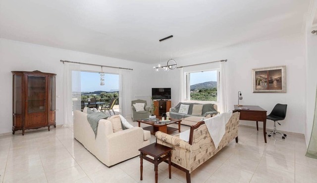 Olive Ηouse, Quiet, Cozy, mountain view, family in Τοπική Κοινότητα Βαρύπετρου