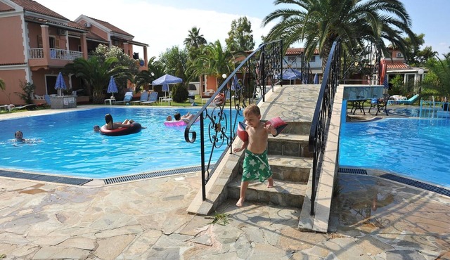 One Bedroom 4 Apartment with Mountain View, Wi-Fi and Air Conditioning in Roda