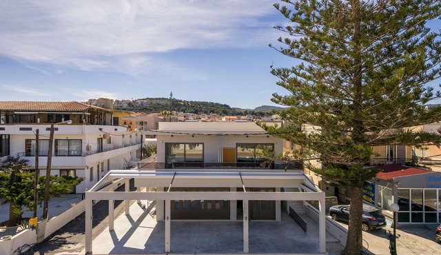 Orama Luxury Apartments︱Your 2BR Seaside Living in Agia Marina