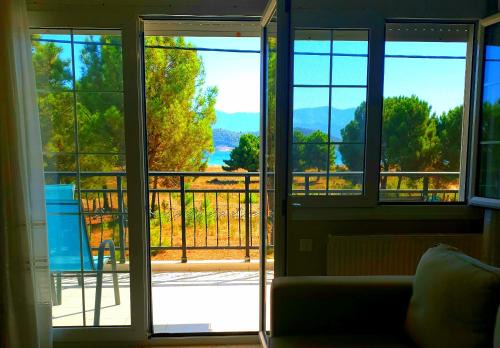 Ourania luxury apartment in Keramoti