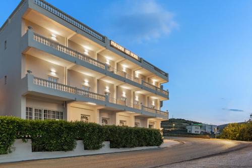 Paradise Art Hotel by Mr and Mrs White in Andros