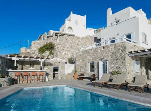 Patron Pool Sunset Villas in Mikonos