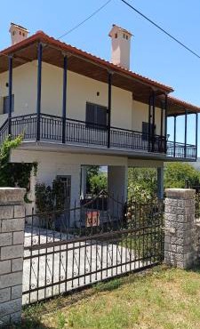 Pavlos House in Asfáka