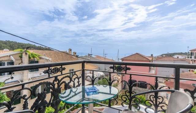 Paxi Apt in Gaios with 1 bedrooms and 1 bathrooms in Gaios