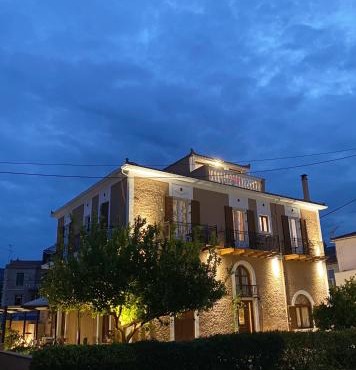 Pension Hirolakas in Galaxidi
