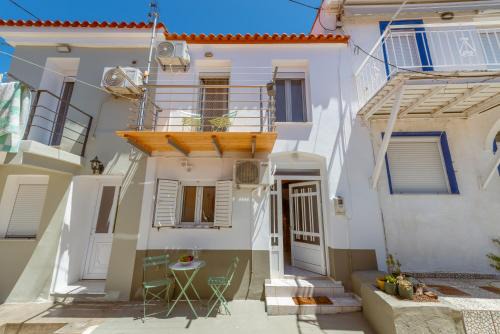 Persas House in Plomari