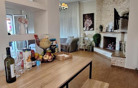 Persefoni 's hause 1 in Nea Kallikrateia