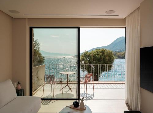 Petra Mare Villas in Psathopyrgos