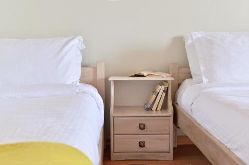 Pharos Rooms in Ilia