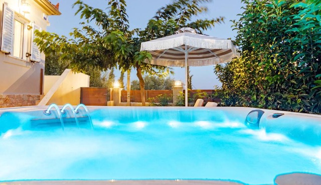 Pithea Luxury Living in Koroni