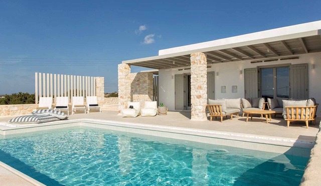 Platinum Paros Villa | 5 Bedroom Villa | Private Swimming Pool & Stunning Sea in Paros