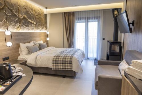 Polyzos Luxury Suites Meteora #8 - Adults Friendly in Kalambaka