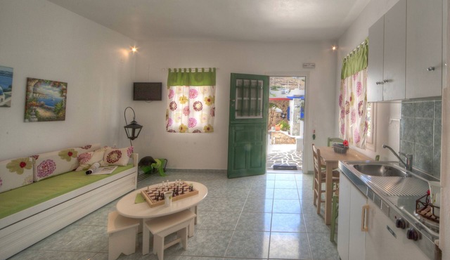 Porto Vlastos in Tinos