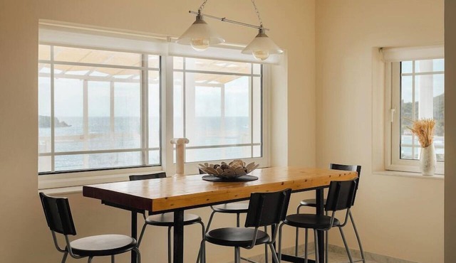 Poseidon Apartments & Villas by the Sea in Lavreotiki