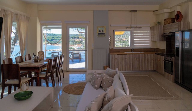 Poseidon Beach Villas in Lavreotiki