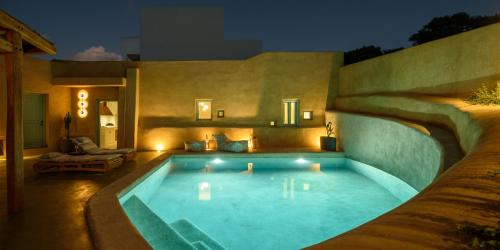 Potamos Luxury House, Private Pool, Santorini in Éxo Goniá