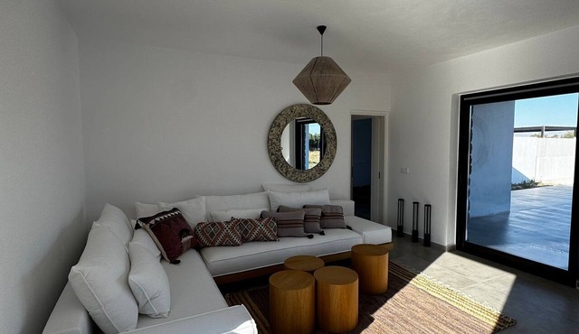 Private 3-bedroom Cycladic villa with pool in Naxos in Naxos