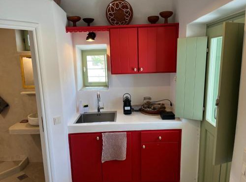 Psarona Hospitality in Cherronisos