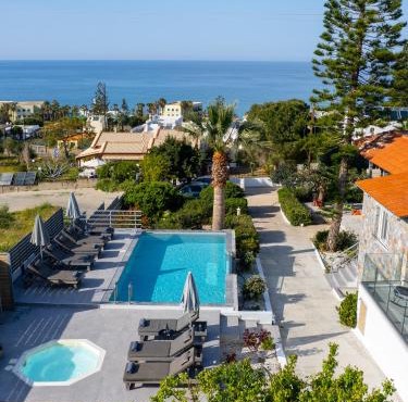 Queen's Gem Luxury Villa - Heated Jacuzzi & Pool in Hersonissos