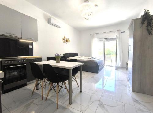 Rael Apartments - free Parking in Katerini