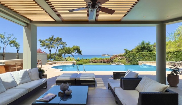 Riviera Luxury Villa on the waterfront with large pool by JJ Hospitality- in Halkidiki