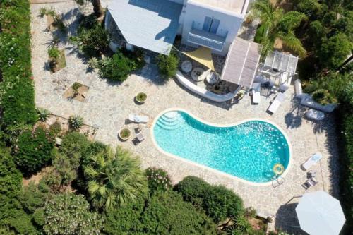Riviera Paradise : unique vacations experience in Aliko Beach