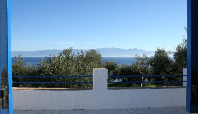 Romantic house above the sea with charming view in Messinia