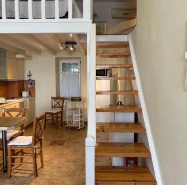 Roula's Suites in Andros
