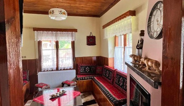 Rustic House in Miléa
