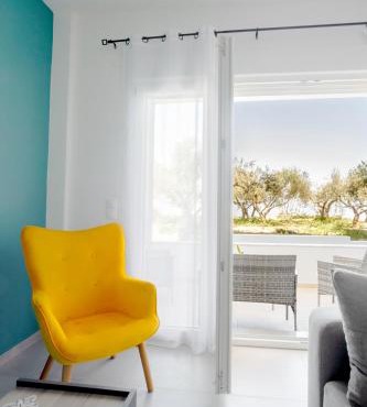 S&V Luxury Apartment in Sfakaki