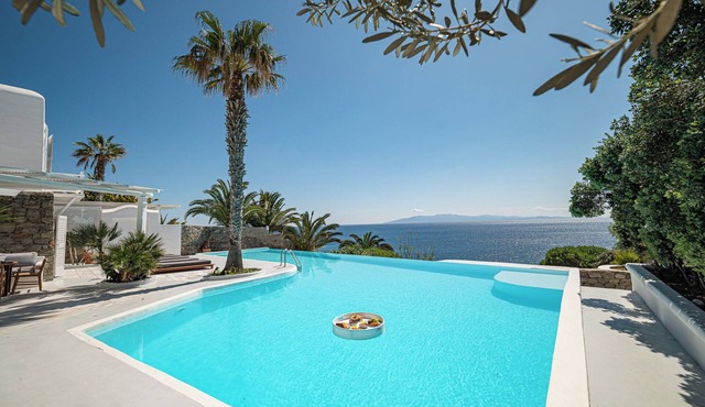 Sanarte villa 3, 4br w/private pool and sea view! in Mykonos