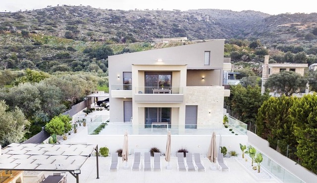 Sea View Estate near Chania City. in Chania