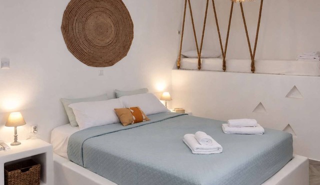 Sea View Studios in Syros – Litus Studios in Syros