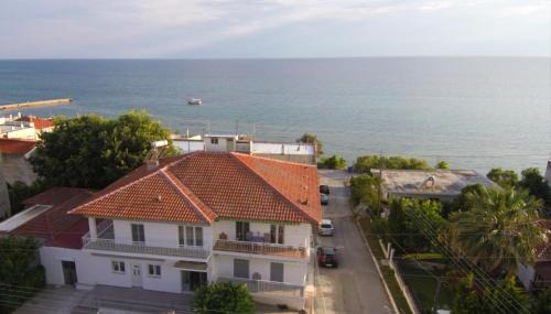 Seaside Apartments in Nea Irakleia