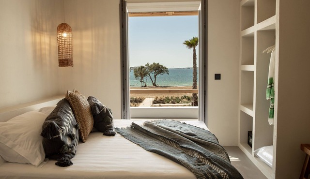 Seesoo Paros Beachfront Luxury Hideaway in Paros