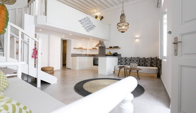 Sensation Luxury Mansion Apartment in Mykonos with Private Courtyard in Mykonos