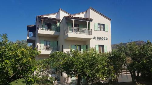 Sirocco Apartments in Hersonissos