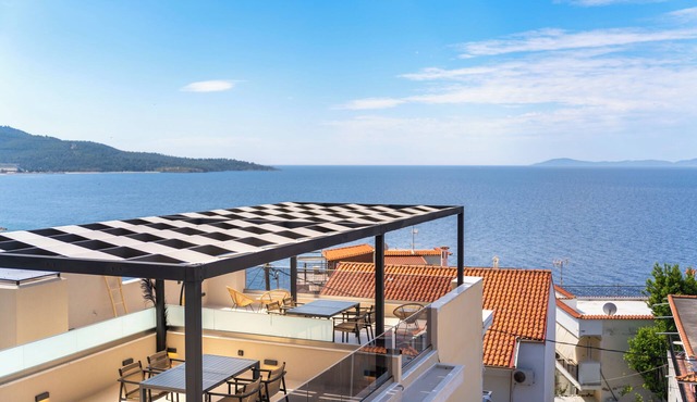 SithoniaRS Boho Edition Luxury 1st Floor Apartment in Neos Marmaras