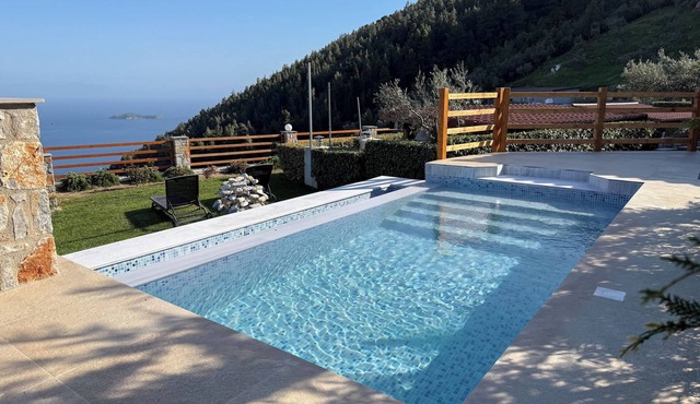 Small Villa Cora 3 bedrooms in Sporades