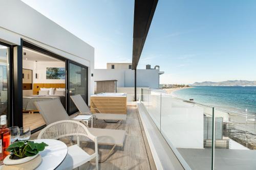 SoleLuna 2-On the Beach-Hot Tub-Smart Home in Kos